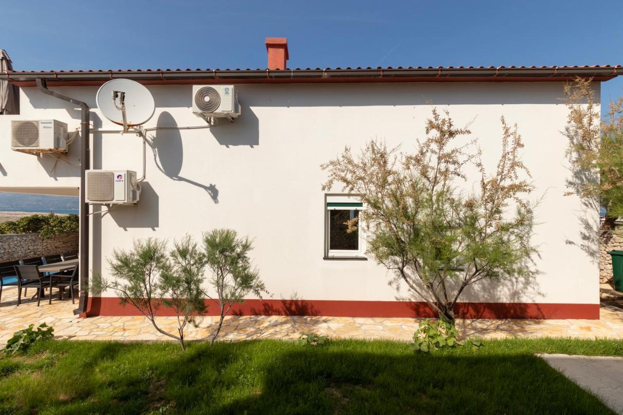 Opera Villa *